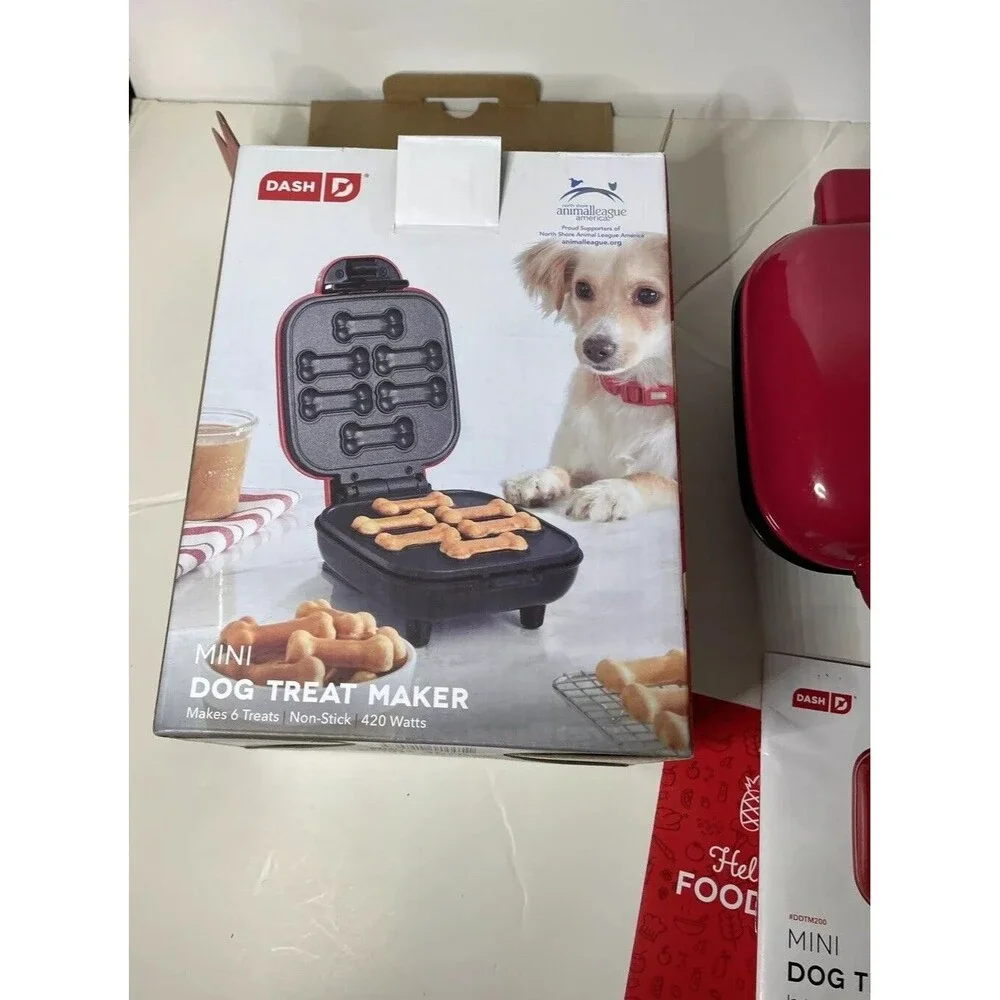 Dash Mini Dog Treat Maker - Red - Non-Stick Surface - Makes 6 Treats - EUC
